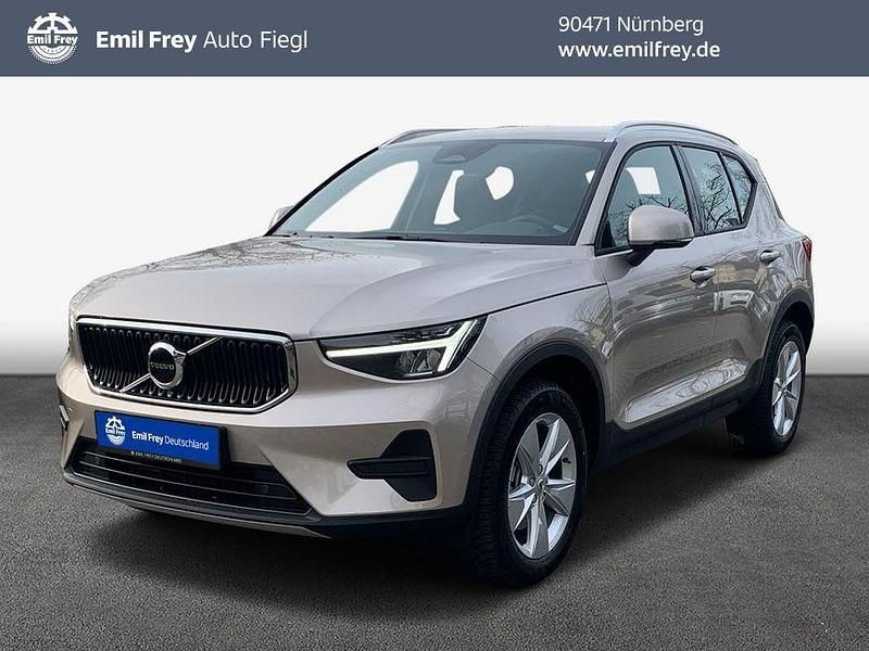 Gebraucht Volvo XC40 Core 163 PS (119 kW) 2024 Silber SUV