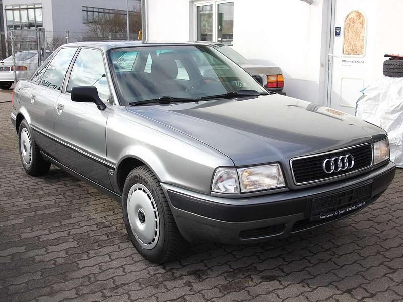 Gebraucht Audi 80 90 PS (66 kW) 1992 Grau Limousine