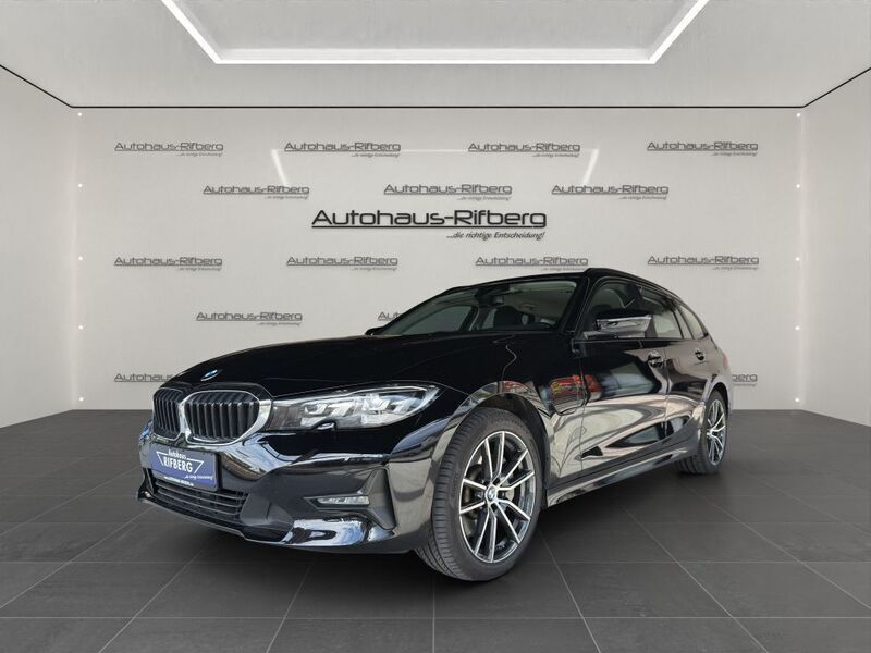 Schwarz Gebraucht 2021 BMW 330e Advantage Limousine | 23.890 € (Fairer Preis) - Bild 1/4