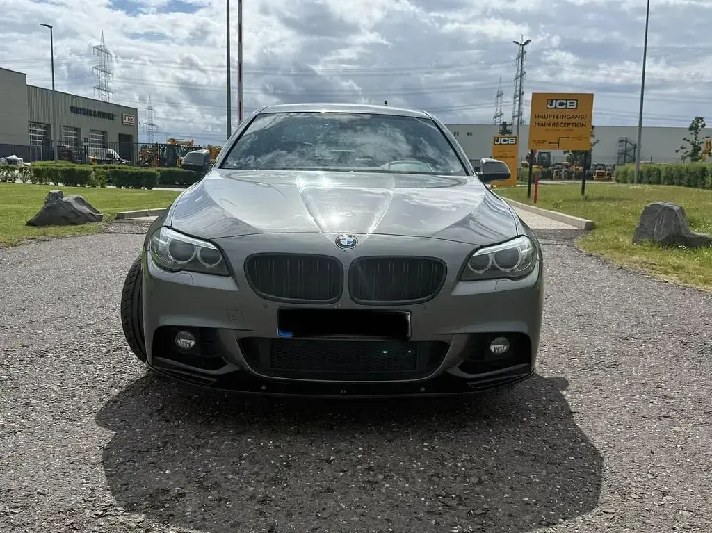 Używany BMW 530 258 KM (189 kW) 2014 Szary Sedan/Limuzyna