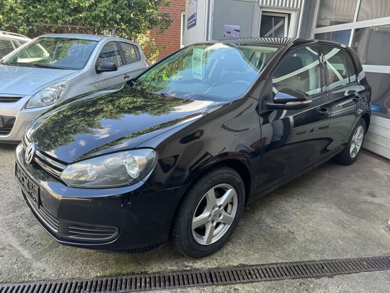Schwarz Gebraucht 2010 VW Golf VI Trendline Limousine | 3.800 € (Fairer Preis) - Bild 1/4