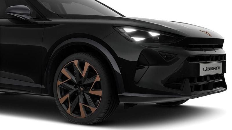 Neu Cupra Formentor 150 PS (110 kW) 2026 Schwarz SUV