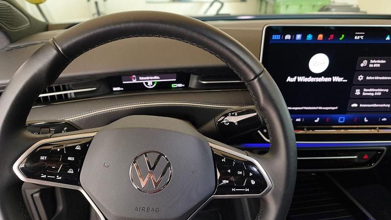 Gebraucht VW ID.7 Pro 210 kW (286 PS) 2024 Weiß Limousine