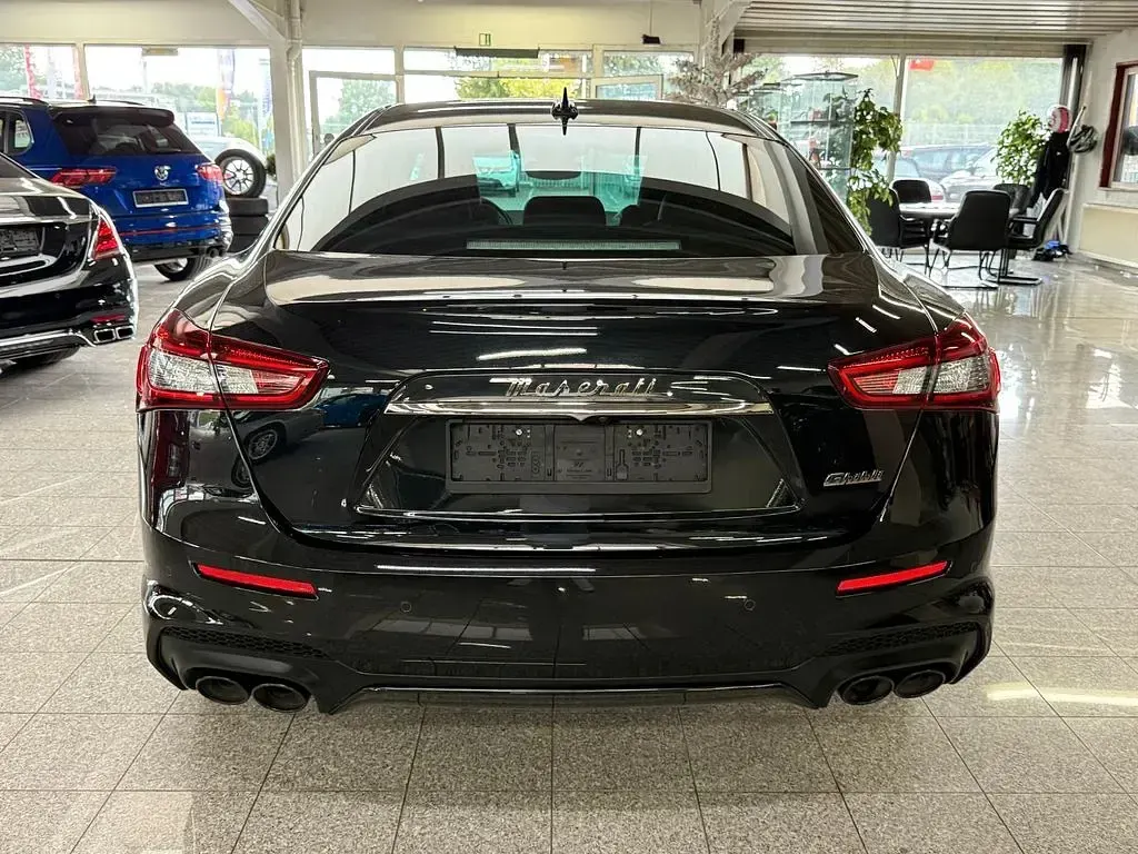 Gebraucht Maserati Ghibli 430 PS (316 kW) 2020 Schwarz Coupé