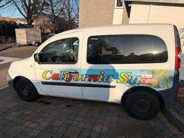 Gebraucht Renault Kangoo 68 PS (50 kW) 2011 Weiß Van / Kleinbus