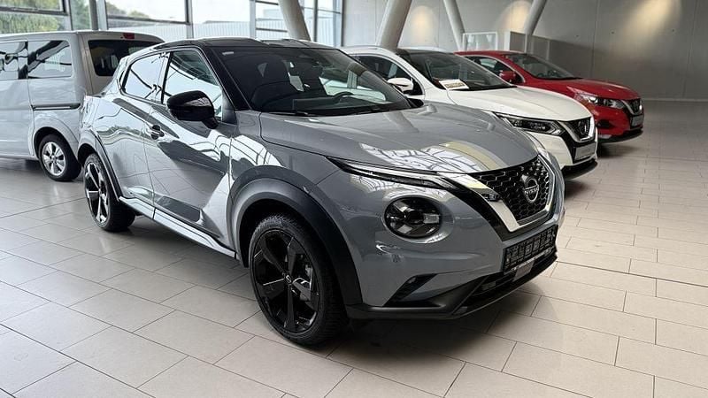 Grau Gebraucht 2024 Nissan Juke Tekna SUV | 22.990 € (Fairer Preis) - Bild 1/4