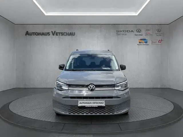 Gebraucht VW Caddy Style 122 PS (89 kW) 2024 Grau Van / Kleinbus