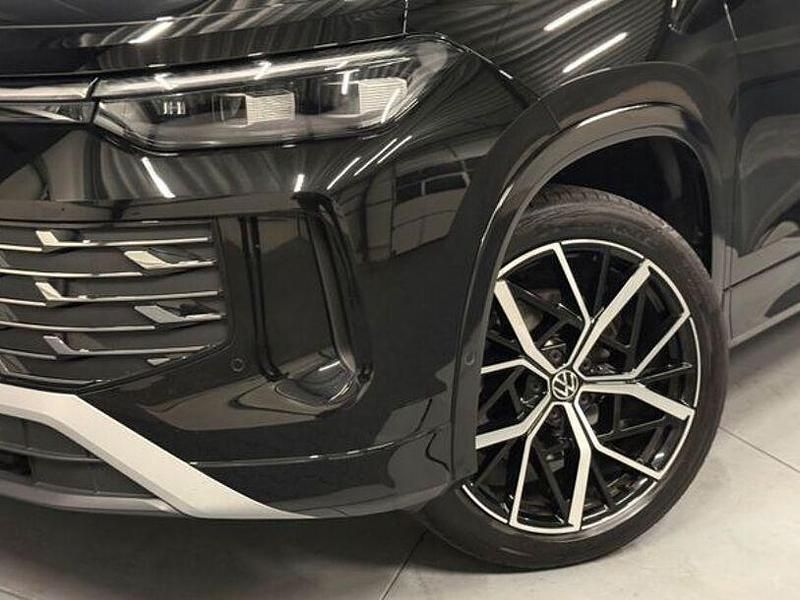 Gebraucht VW Tayron Elegance 150 PS (110 kW) 2025 Grenadillschwarz metallic SUV