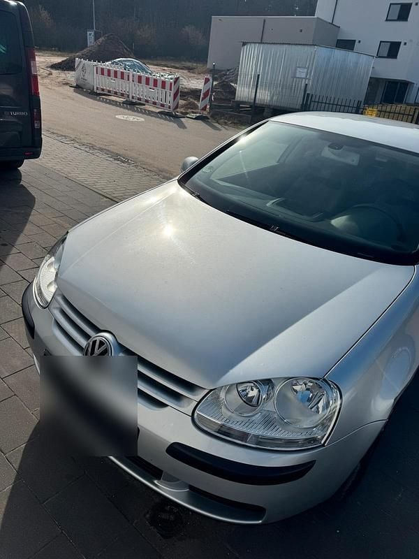 Gebraucht VW Golf V 105 PS (77 kW) 2004 Grau Kleinwagen