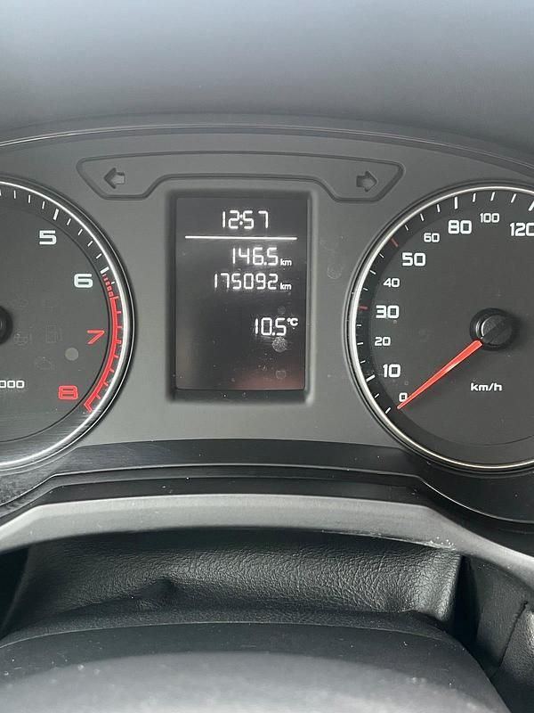 Gebraucht Audi A1 86 PS (63 kW) 2011 Schwarz Kleinwagen