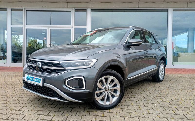 Grau Gebraucht 2023 VW T-Roc Style SUV | 27.980 € (Guter Preis) - Bild 1/4