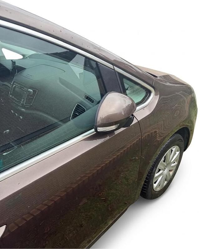 Gebraucht VW Sharan 140 PS (102 kW) 2013 Gold Van / Kleinbus