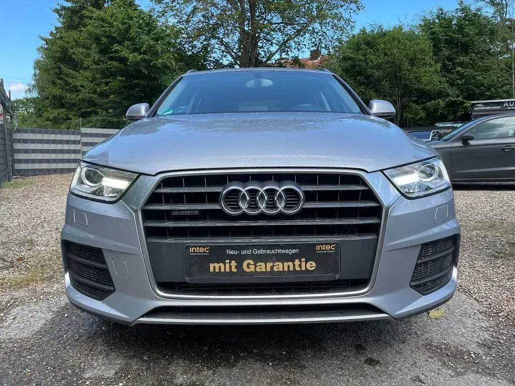 Gebraucht Audi Q3 Design 179 PS (131 kW) 2015 Silber SUV