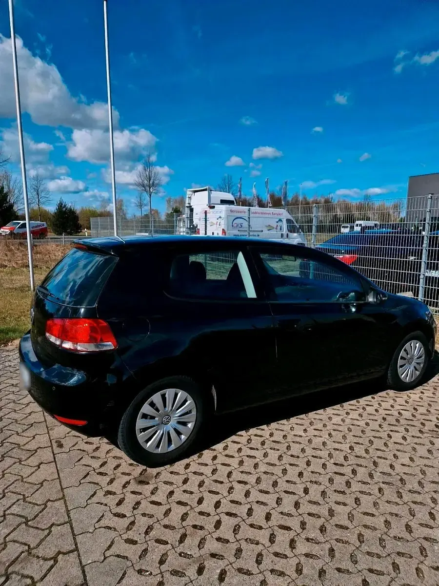 Gebraucht VW Golf 80 PS (58 kW) 2009 Schwarz Coupé