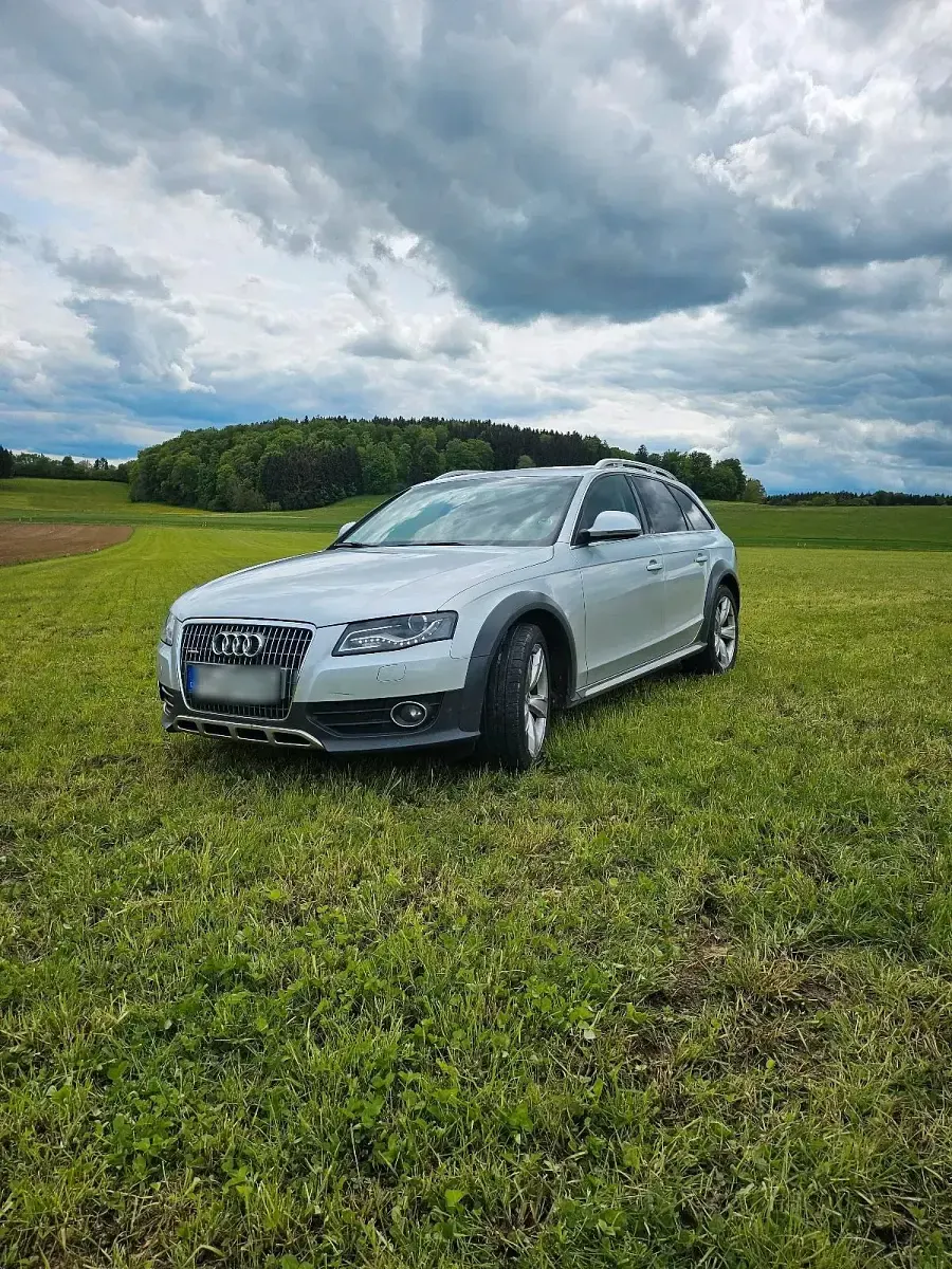 Używany Audi A4 170 KM (125 kW) 2009 Srebrny Kombi