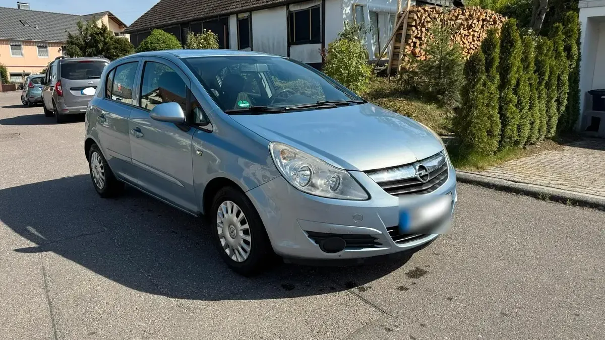 Używany Opel Corsa 90 KM (66 kW) 2007 Niebieski Hatchback