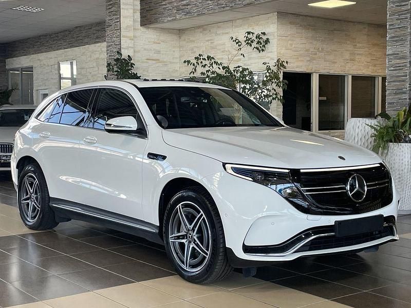 Weiß Gebraucht 2021 Mercedes EQC400 AMG line SUV | 38.500 € (Fairer Preis) - Bild 1/4