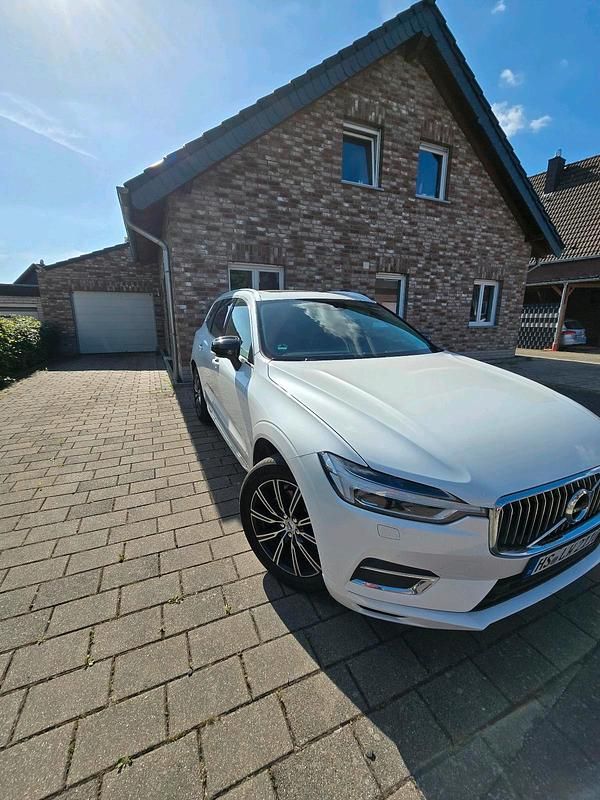 Gebraucht Volvo XC60 190 PS (139 kW) 2017 Weiß SUV