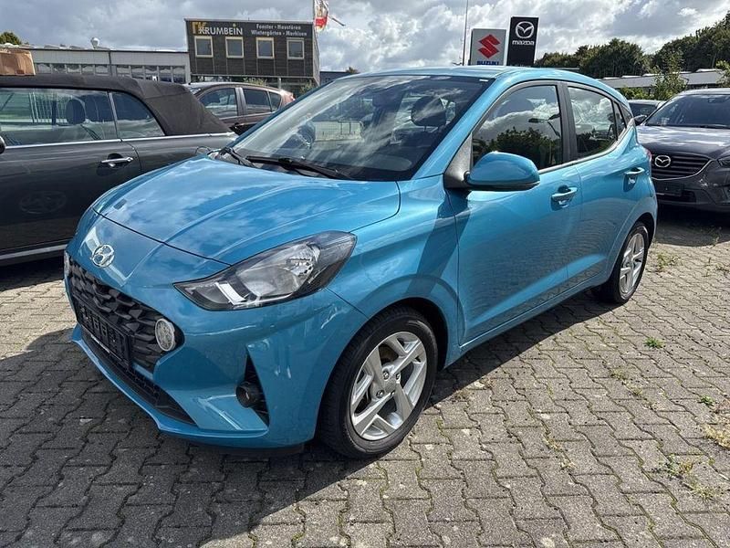 Blau Gebraucht 2022 Hyundai i10 Trend Kleinwagen | 14.390 € (Fairer Preis) - Bild 1/4