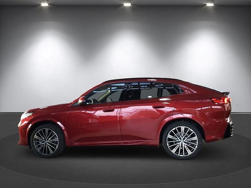 Neu BMW X2 Performance 156 PS (114 kW) 2026 Rot SUV