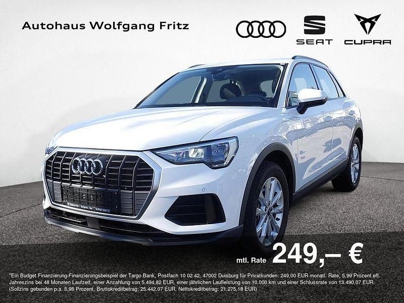 Weiß Gebraucht 2021 Audi Q3 SUV | 26.770 € (Guter Preis) - Bild 1/4