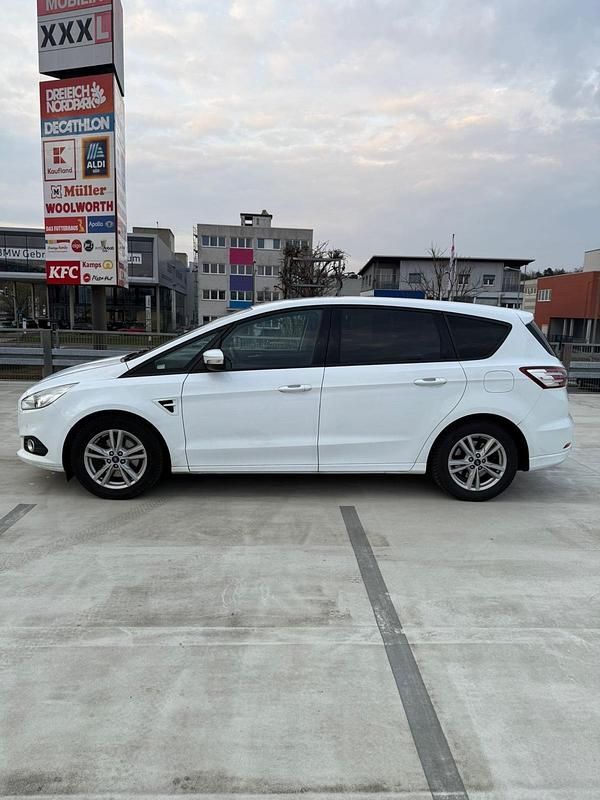 Gebraucht Ford S-MAX S 190 PS (139 kW) 2018 Weiß Van / Kleinbus