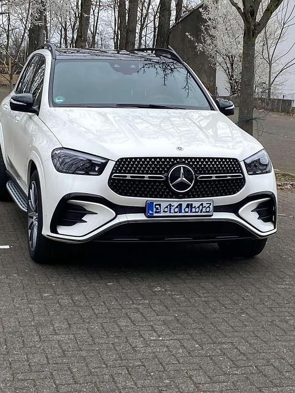 Weiß Gebraucht 2024 Mercedes GLE450 AMG AMG SUV | 92.900 € (Fairer Preis) - Bild 1/4