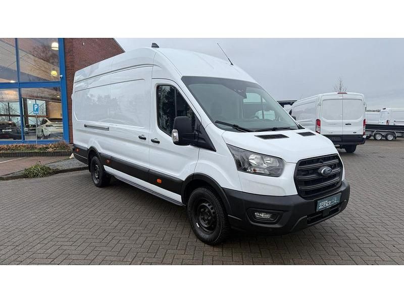 Gebraucht Ford Transit Trend 131 PS (96 kW) 2023 Frostweiß Limousine