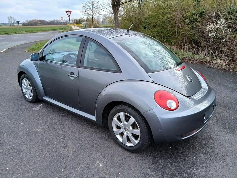 Gebraucht VW Beetle 75 PS (55 kW) 2006 Grau Kleinwagen