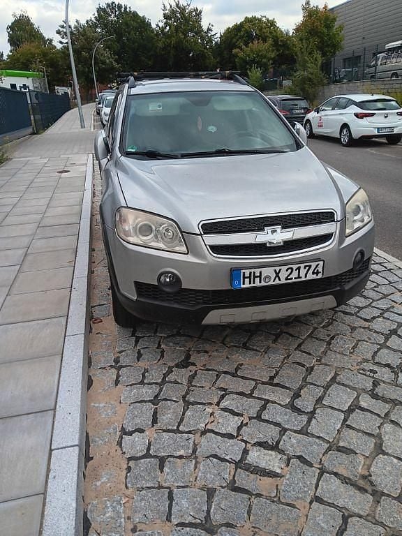 Silber Gebraucht 2008 Chevrolet Captiva LS SUV | 2.950 € (Fairer Preis) - Bild 1/4