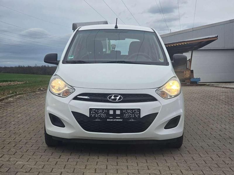 Gebraucht Hyundai i10 Classic 69 PS (50 kW) 2012 Weiß Kleinwagen