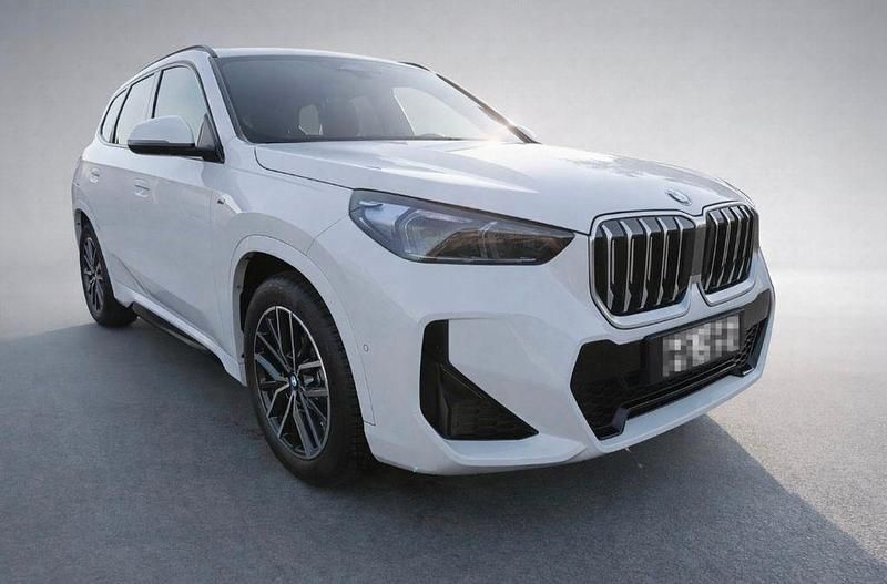 Weiß Gebraucht 2025 BMW X1 M Sport SUV | 38.300 € (Guter Preis) - Bild 1/4