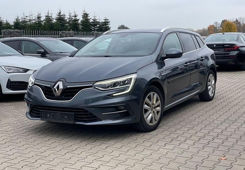 Grau Gebraucht 2021 Renault Mégane IV Business Limousine | 12.490 € (Etwas zu teuer) - Bild 1/4