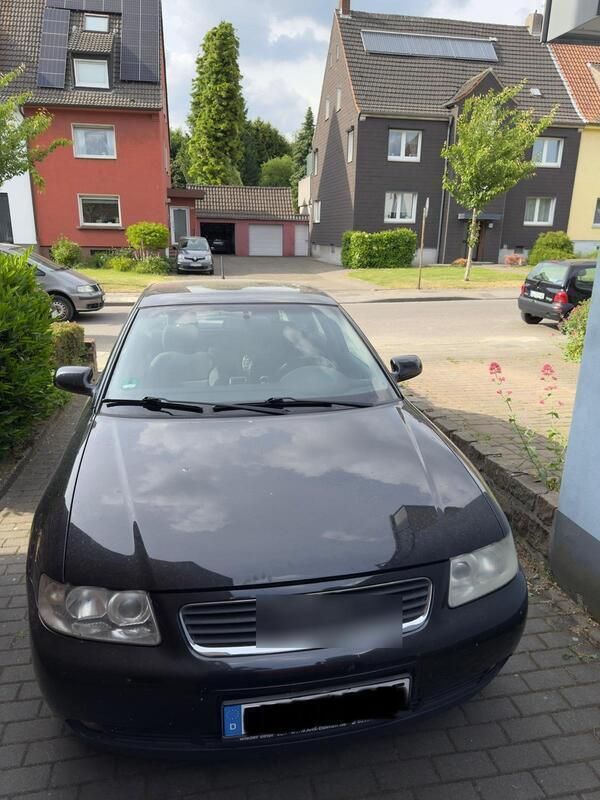 Schwarz Gebraucht 2003 Audi A3 Kleinwagen | 800 € (Superpreis) - Bild 1/4