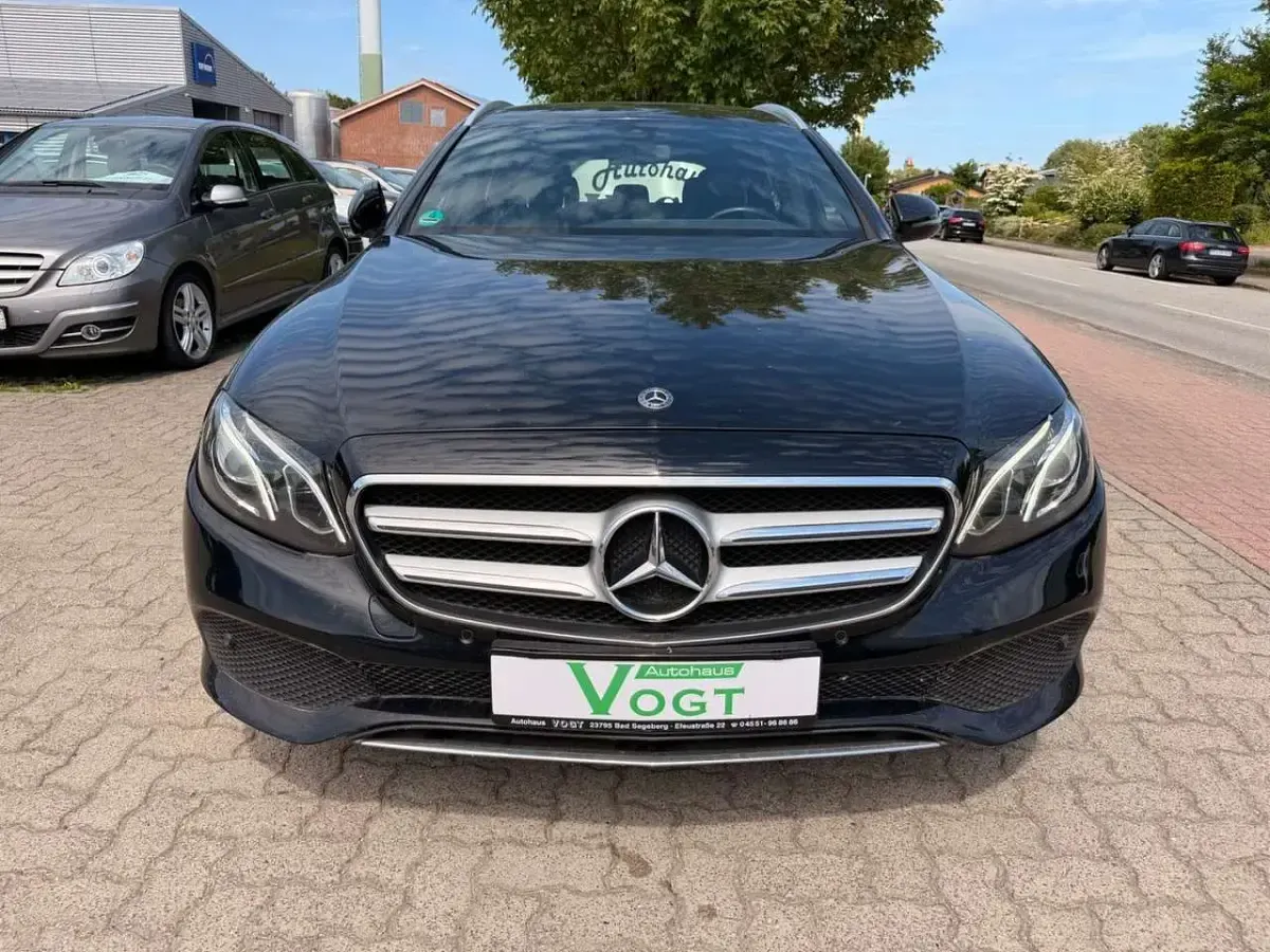 Gebraucht Mercedes E350 Avantgarde 258 PS (189 kW) 2017 Schwarz Kombi