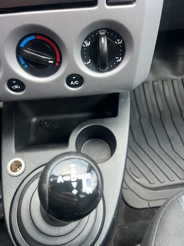 Gebraucht Ford Fiesta 80 PS (58 kW) 2005 Kleinwagen