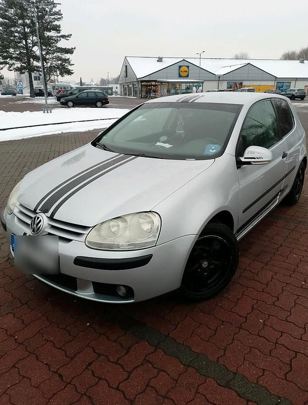 Gebraucht VW Golf V 90 PS (66 kW) 2005 Kleinwagen