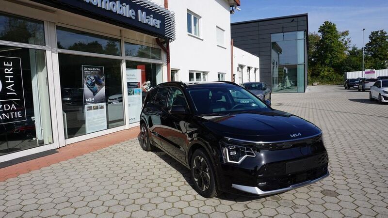 Gebraucht Kia e-Niro Inspiration 150 kW (204 PS) 2023 Schwarz SUV