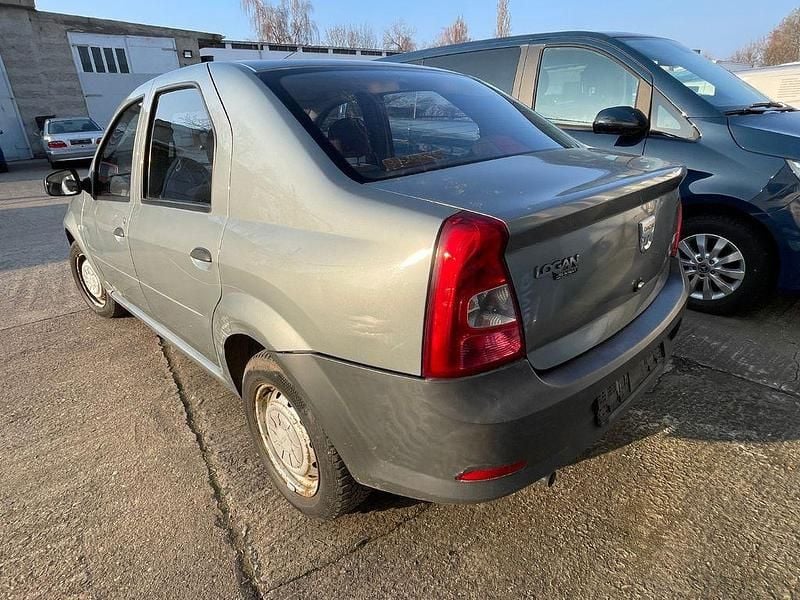 Gebraucht Dacia Logan Ambiance 75 PS (55 kW) 2009 Grau Limousine