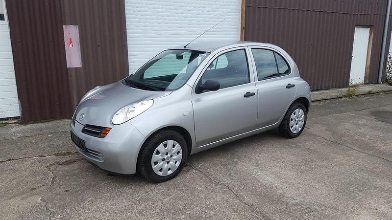 Silber Gebraucht 2004 Nissan Micra Kleinwagen | 1.790 € (Fairer Preis) - Bild 1/4