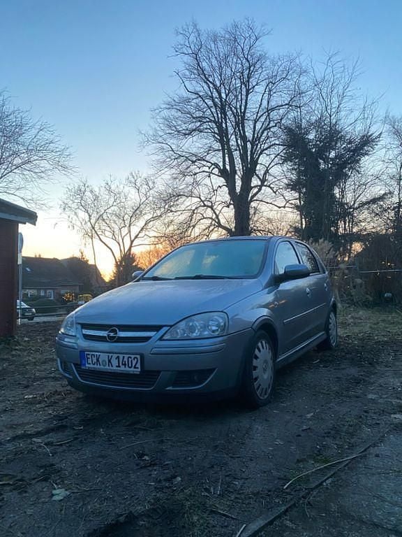 Gebraucht Opel Corsa 90 PS (66 kW) 2006 Silber Limousine