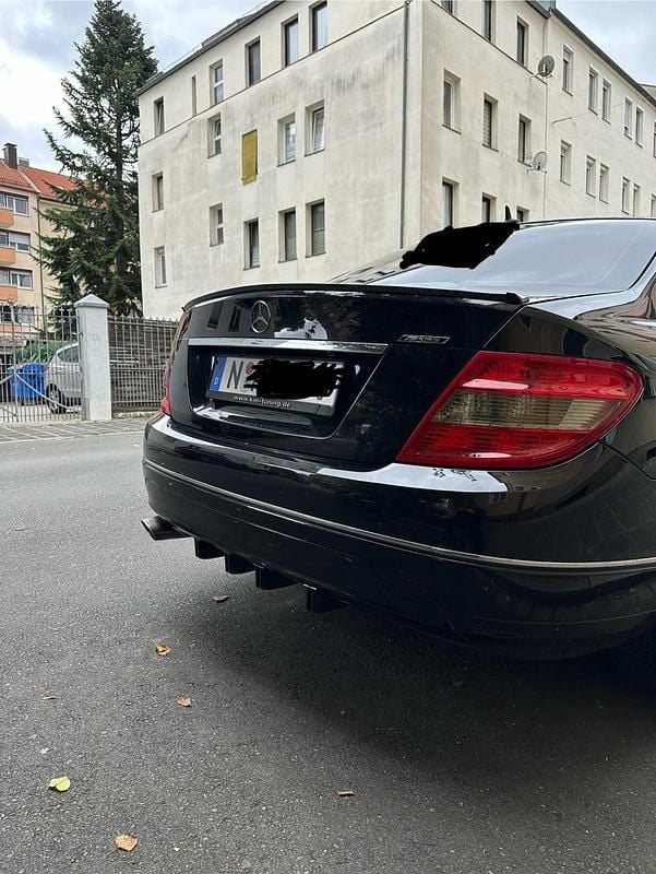 Schwarz Gebraucht 2008 Mercedes C200 Limousine | 7.000 € (Fairer Preis) - Bild 1/4