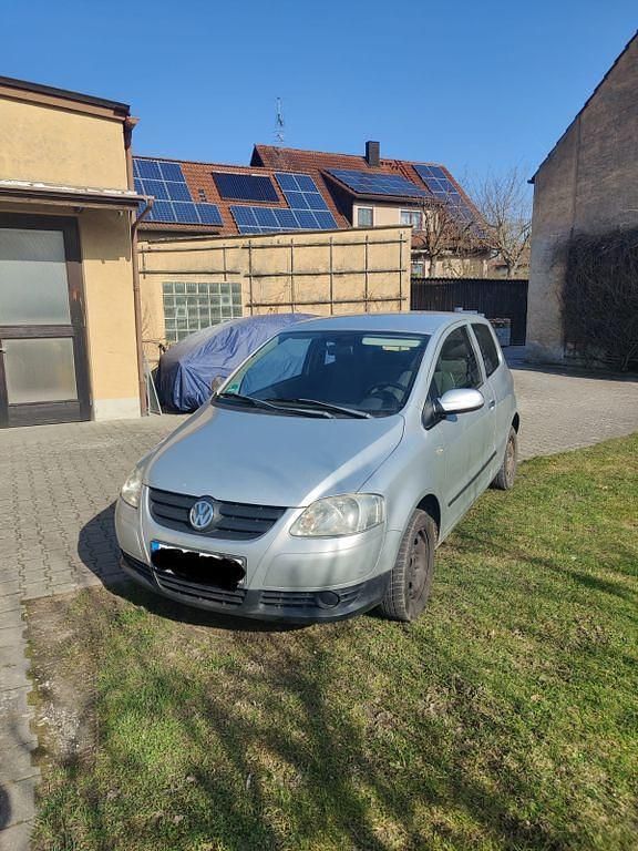 Gebraucht VW Fox 75 PS (55 kW) 2004 Grau Kleinwagen