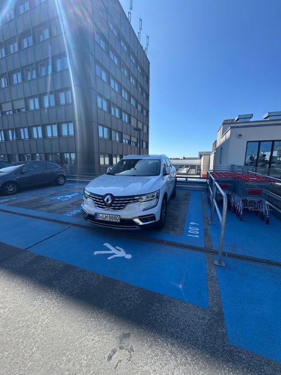 Weiß Gebraucht 2022 Renault Koleos Initiale SUV | 24.900 € (Superpreis) - Bild 1/4