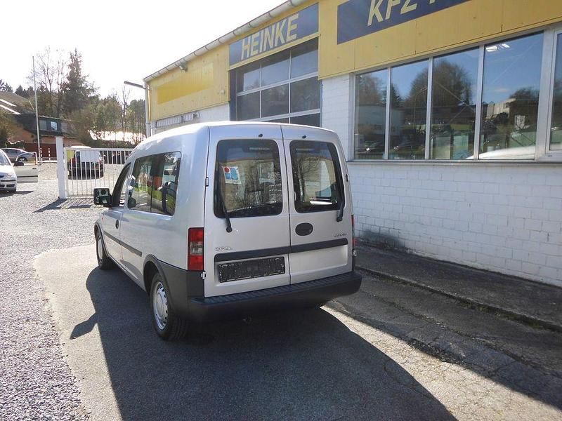 Używany Opel Combo 87 KM (63 kW) 2002 Srebrny Minivan