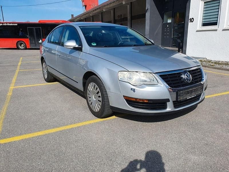 Gebraucht VW Passat Trendline 116 PS (85 kW) 2006 Silber Limousine
