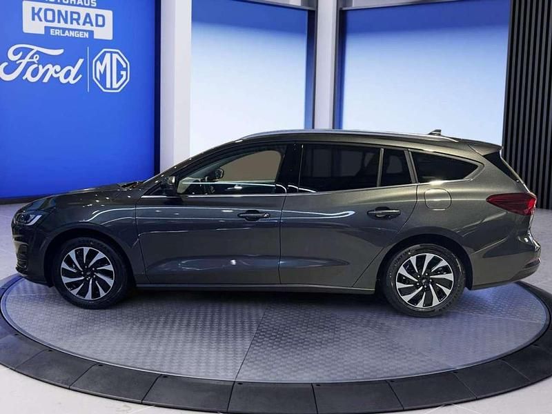 Gebraucht Ford Focus Titanium 125 PS (91 kW) 2024 Magneticgrau metallic Kombi