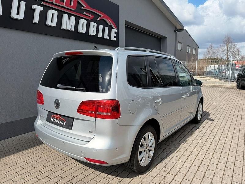 Gebraucht VW Touran Highline 140 PS (102 kW) 2013 Silber Van / Kleinbus