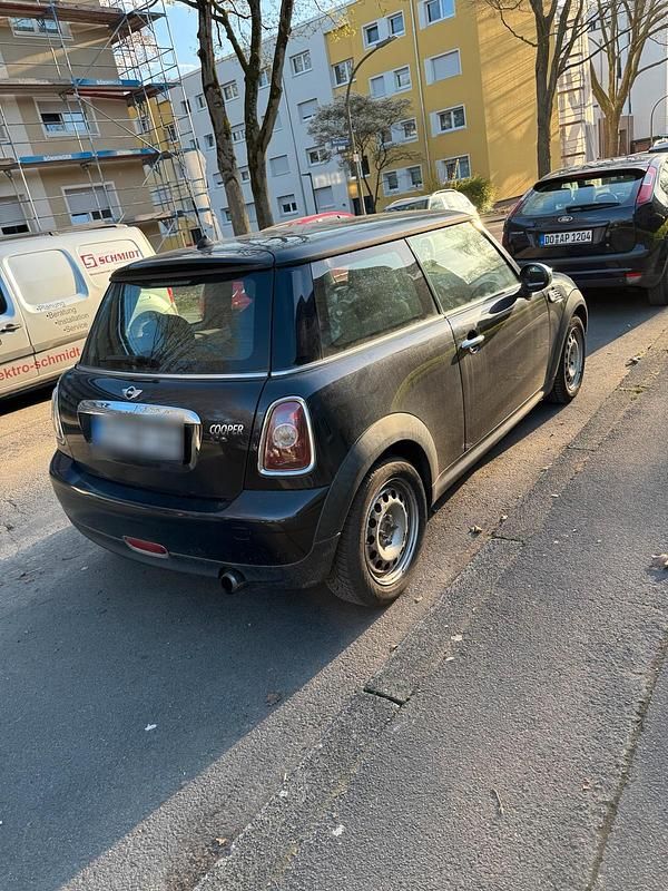 Gebraucht Mini Cooper 120 PS (88 kW) 2008 Schwarz Kleinwagen