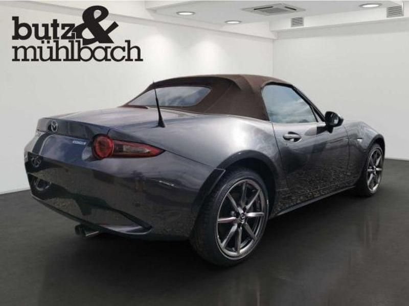 Gebraucht Mazda MX5 Kazari 184 PS (135 kW) 2023 Machine grey Cabrio